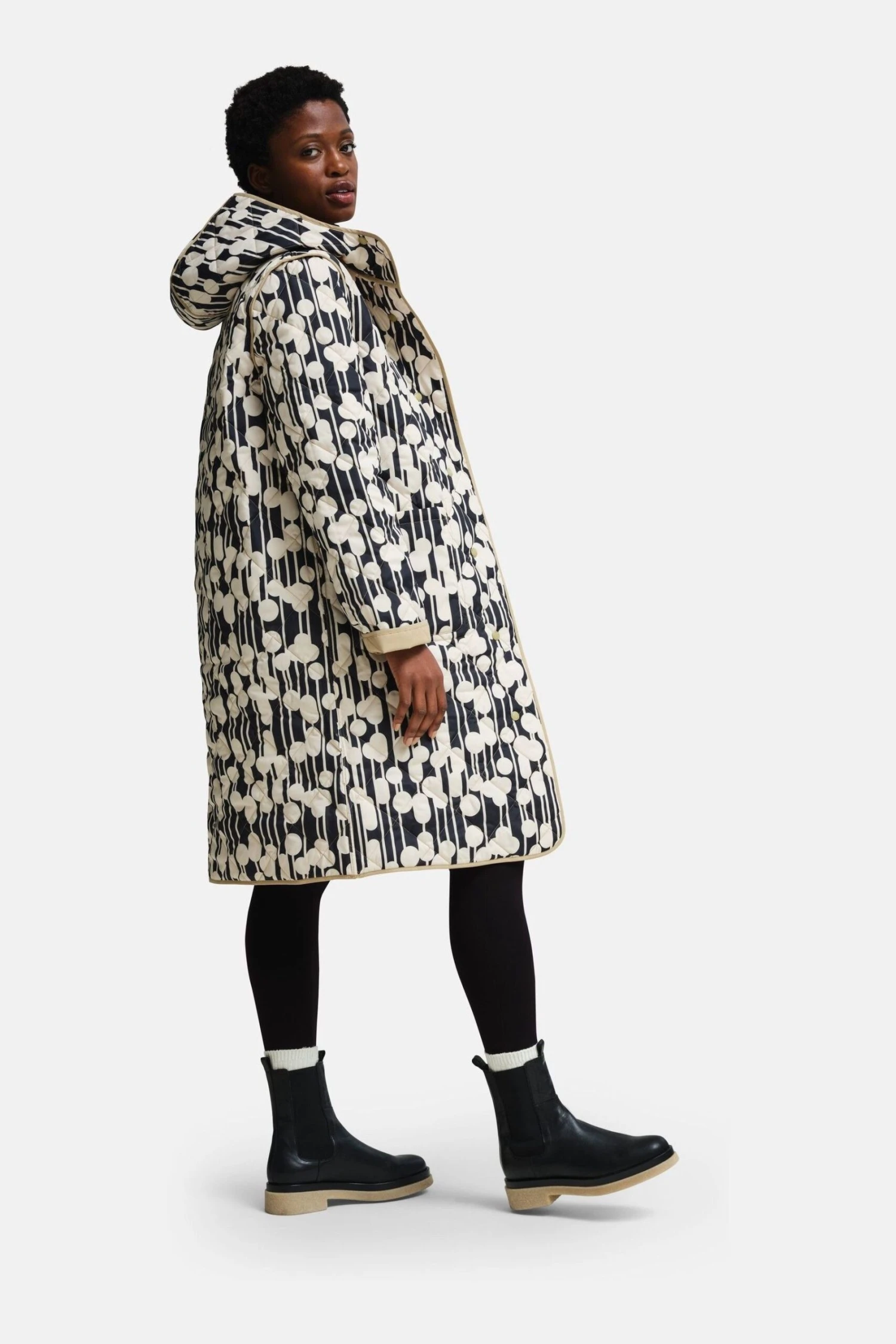 Regatta Natural Orla Kiely Quilted Reversable Midi Jacket - Image 6