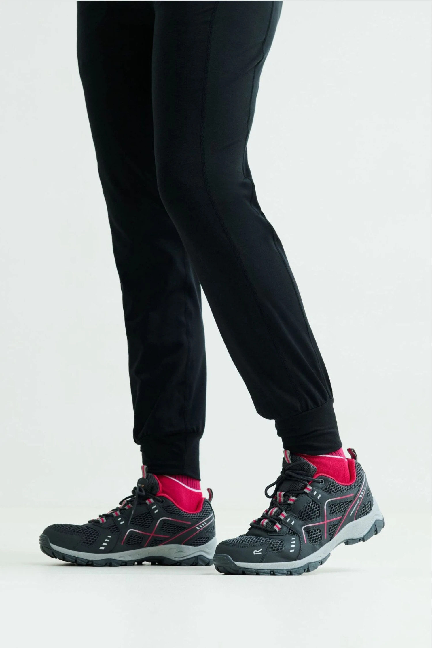 Regatta Vendeavour Waterproof Walking Shoes - Image 2