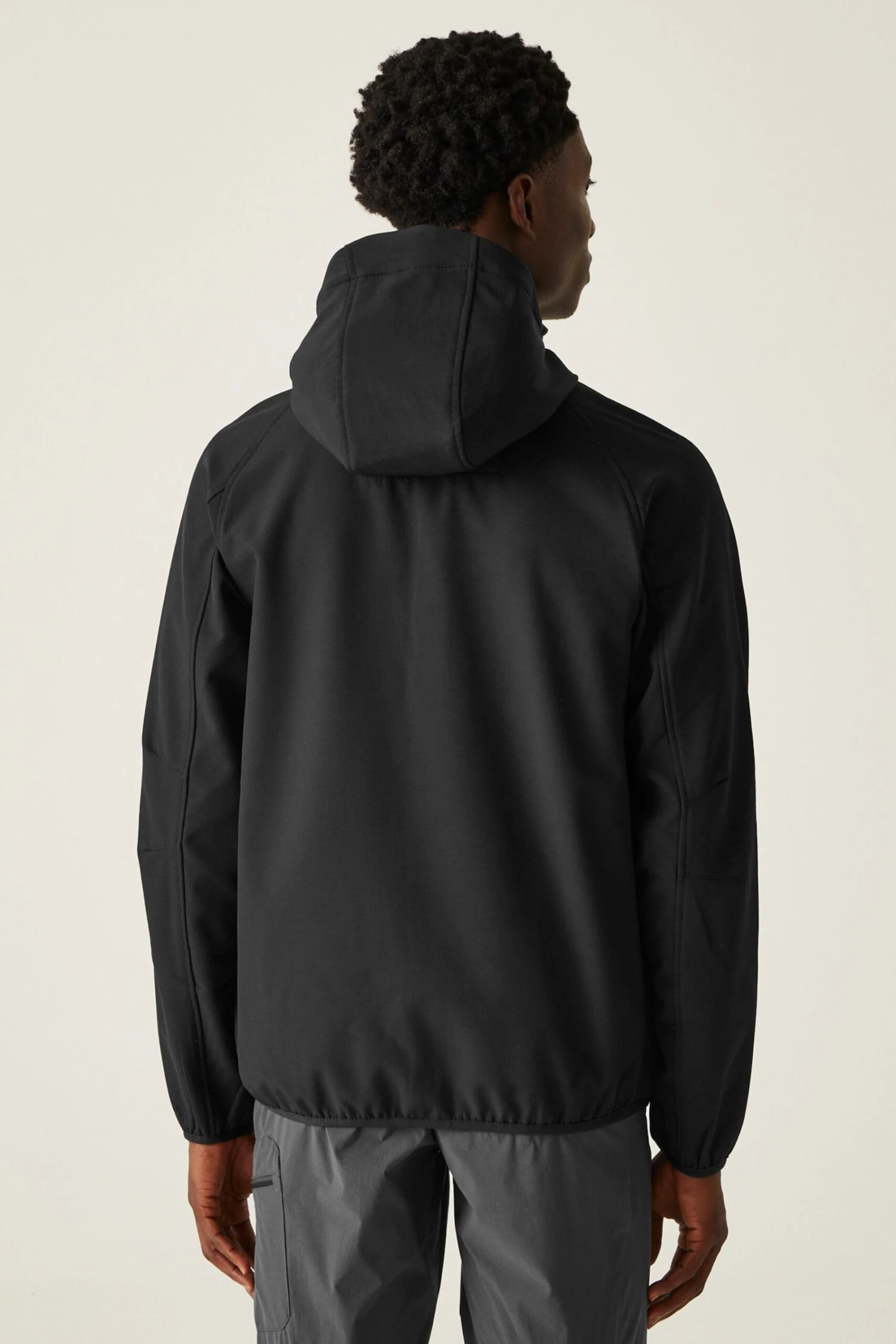 Regatta Arec III Softshell Black Jacket - Image 2