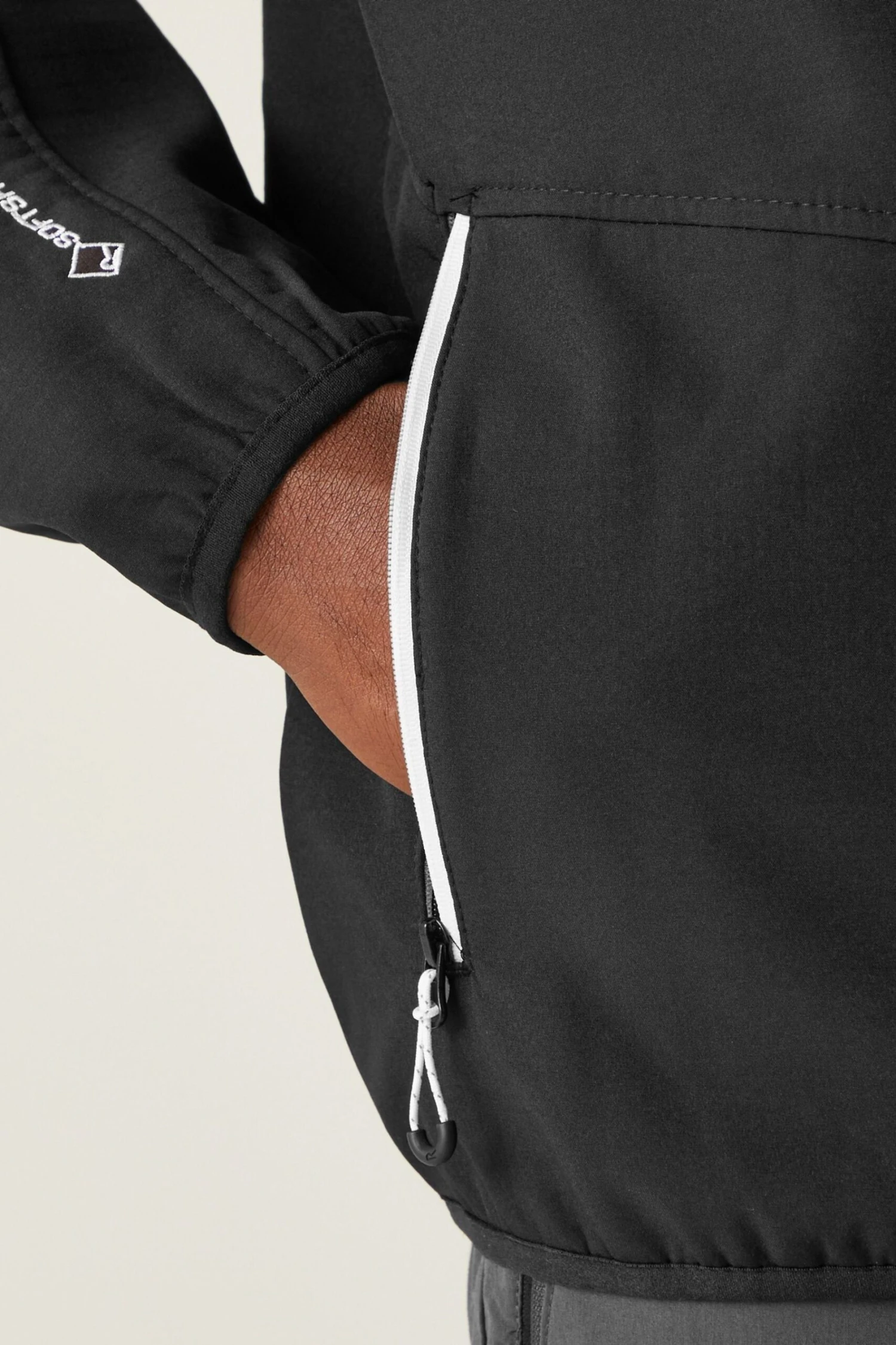 Regatta Arec III Softshell Black Jacket - Image 6
