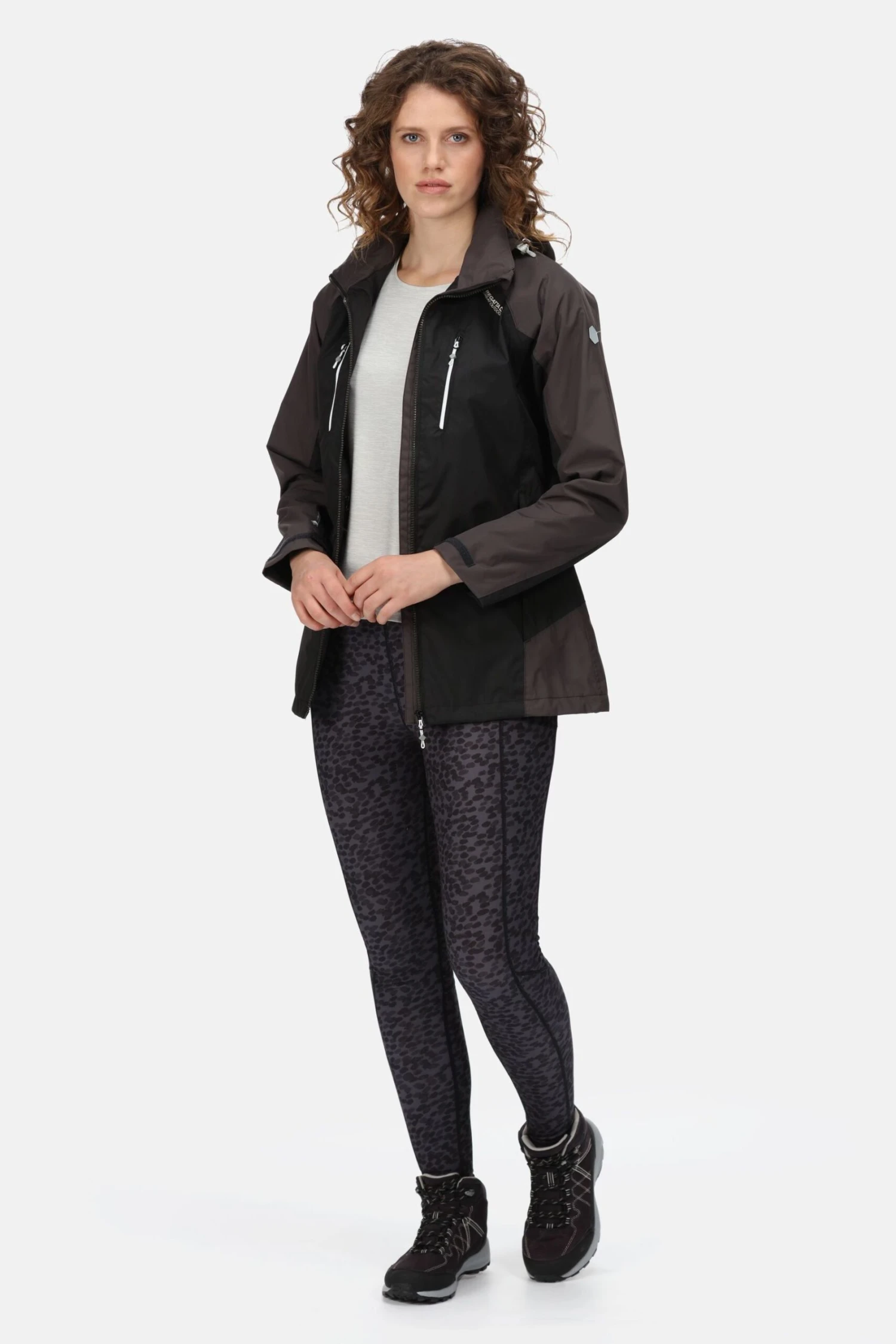 Regatta Women's Calderdale IV Black Waterproof Jacket - Image 3